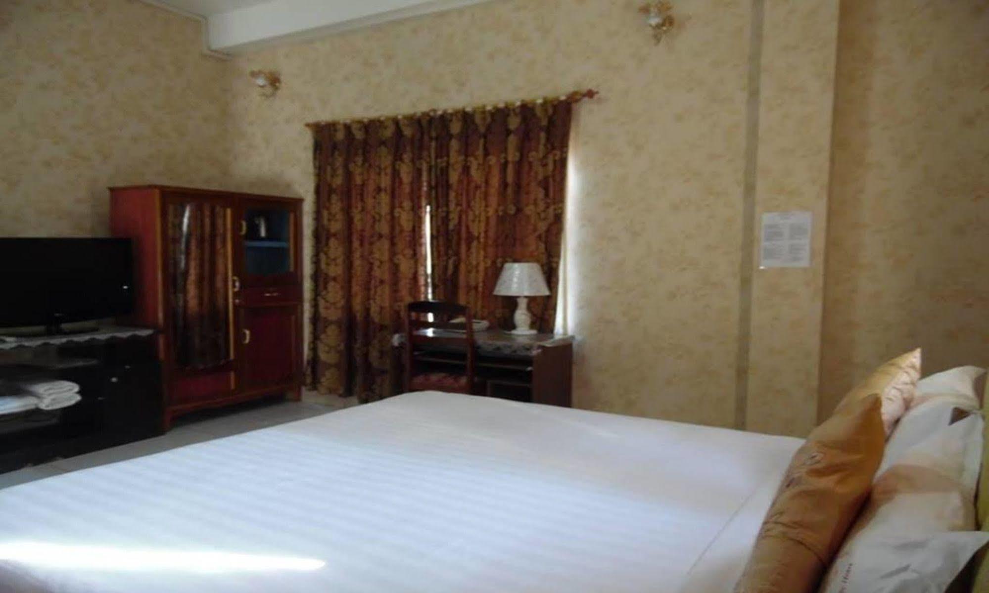 Mekong Sunshine Hotel Vientiane Esterno foto