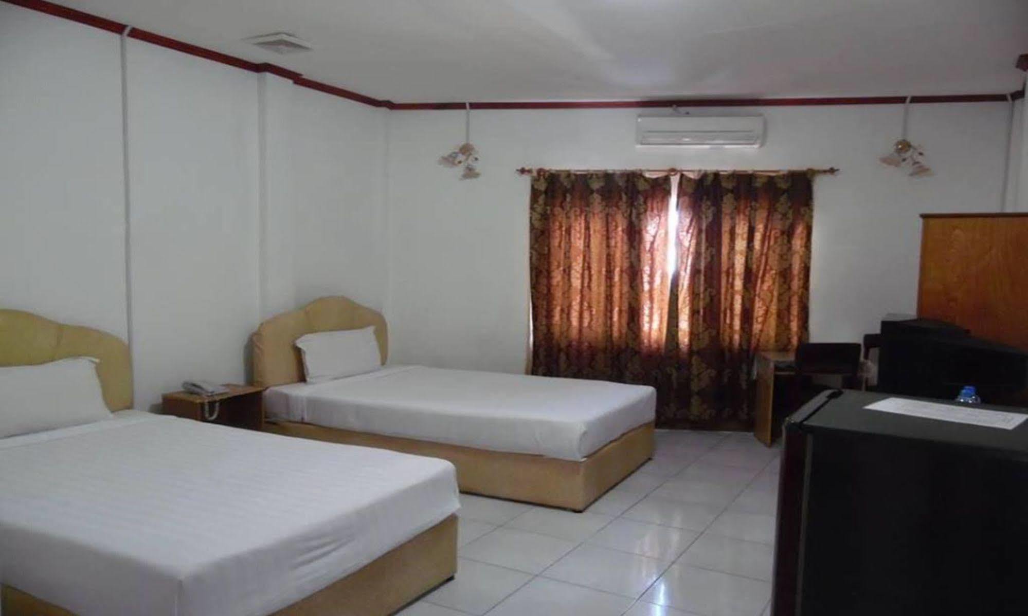 Mekong Sunshine Hotel Vientiane Esterno foto