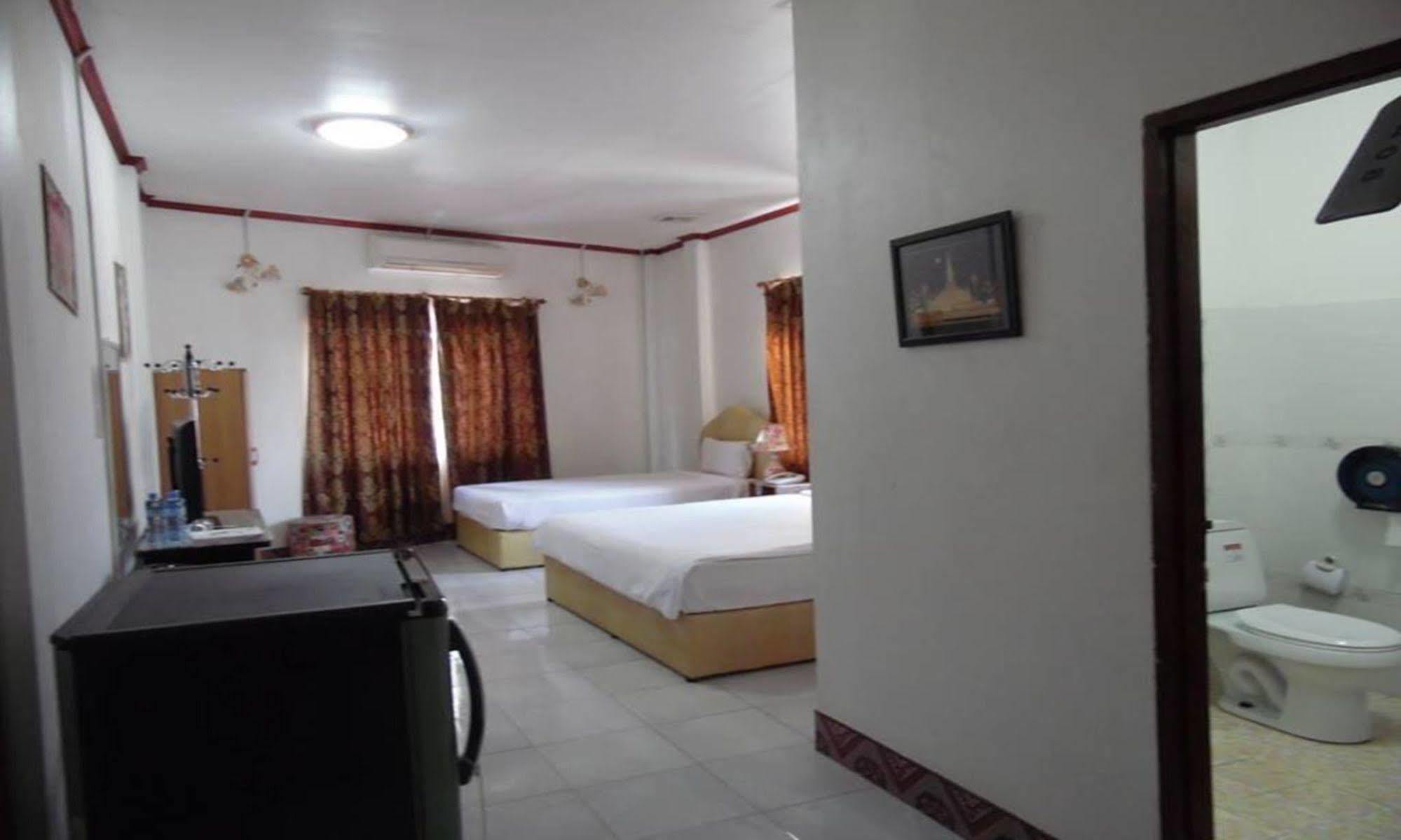 Mekong Sunshine Hotel Vientiane Esterno foto